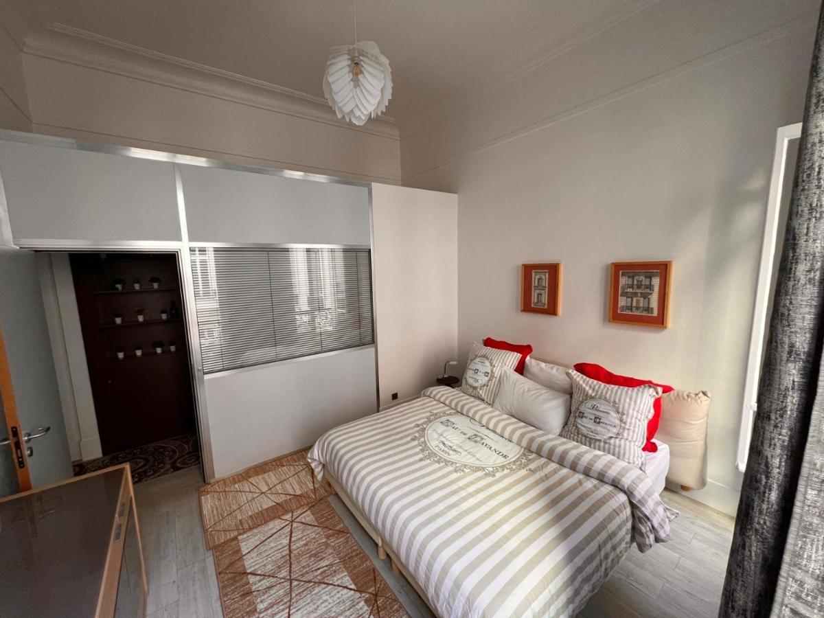 Luxury apartment Champs-Élysées Paris Extérieur photo
